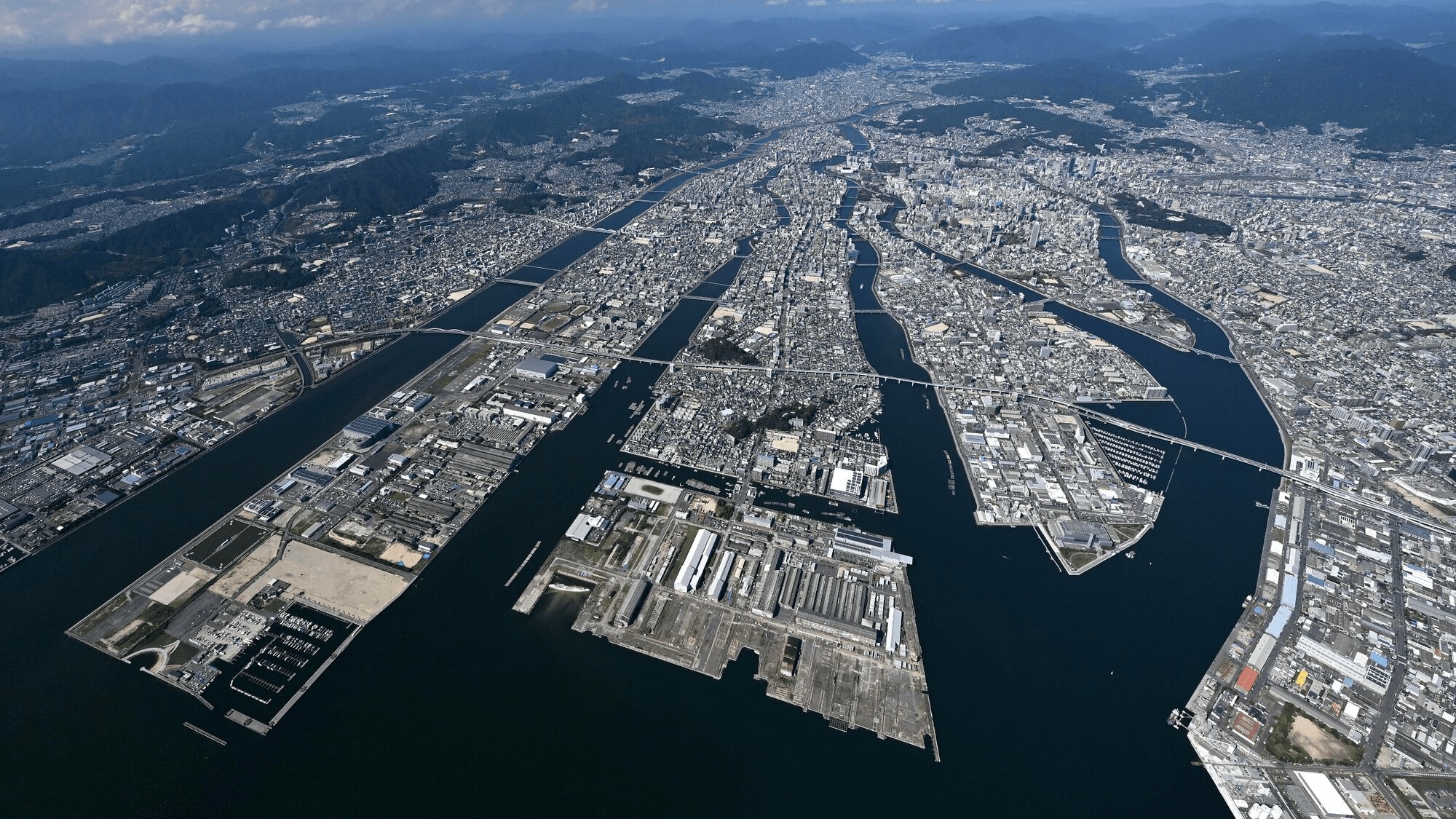 広島市中心部で撮影、ドラマ「俺たちの箱根駅伝」のロケ地に選ばれた理由 – 中国新聞デジタル 広島市中心部で撮影、ドラマ「俺たちの箱根駅伝」のロケ地に選ばれた理由 - 中国新聞デジタル