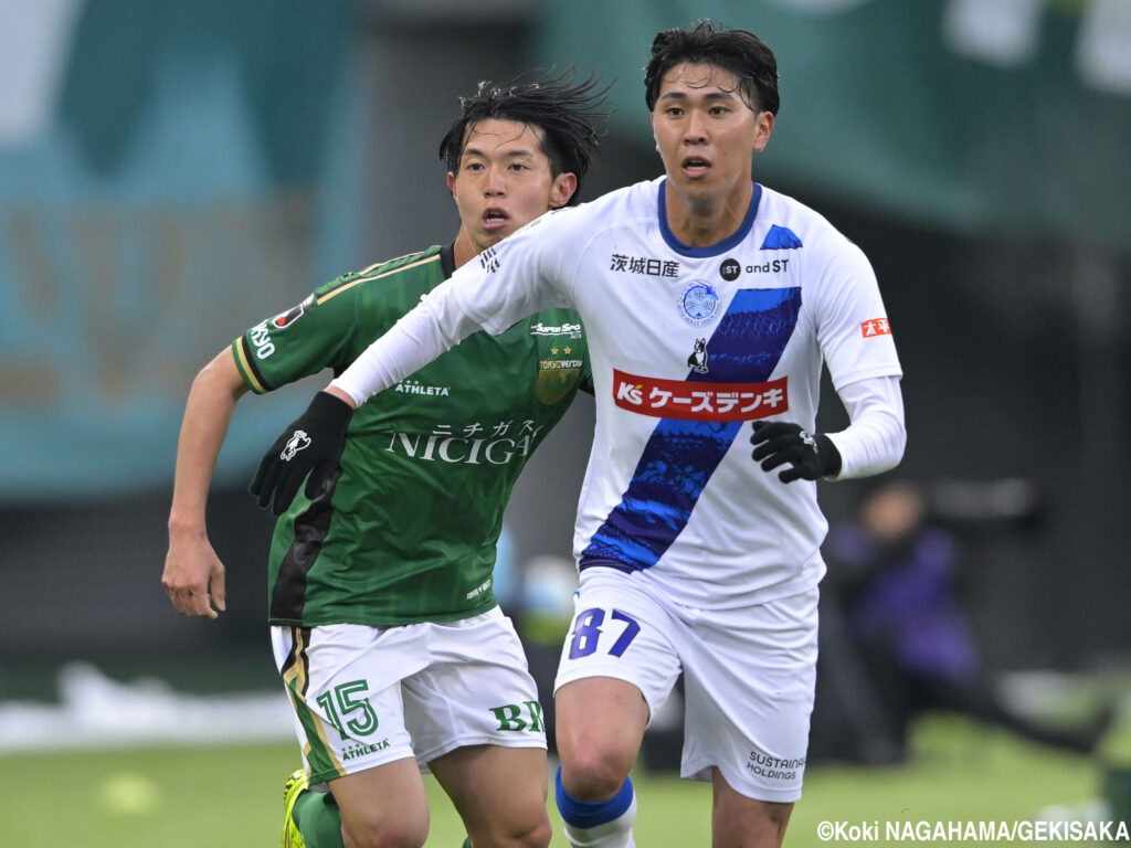 水戸J1初陣で異例の大抜擢…日本大3年FW五木田季晋が先発J1デビューも「レベルの差を見せつけられた」 - gekisaka.jp