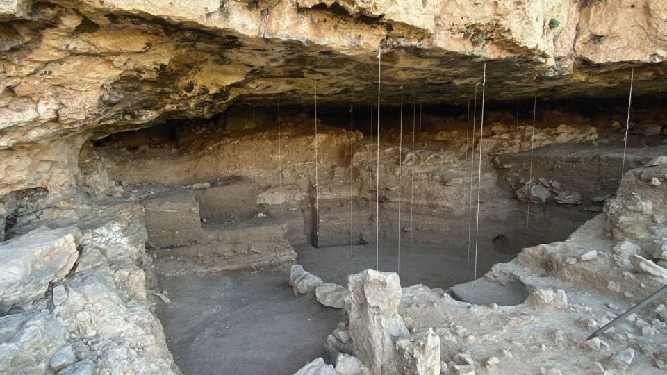 研究者らが当該の石を発見したスペイン・セゴビアにあるサンラサロ岩窟住居/Herrero, A. et al./Springer Nature