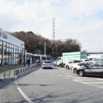 高速道路の「休日割引ナシの日」スケジュールが発表 “3連休も全部ダメ”継続 要注意の日も？ – 乗りものニュース