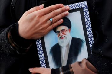 米当局、ハメネイ師殺害後もイラン体制転換に懐疑的＝関係筋 | ロイター