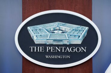 イラン作戦必要な限り継続、トランプ氏暗殺計画首謀者殺害＝米国防長官 | ロイター