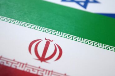 イスラエル、カスピ海のイラン海軍「無力化」　18日に初攻撃 | ロイター