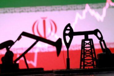 米政府、輸送中のイラン産原油売却を容認　30日間の制裁免除措置 | ロイター