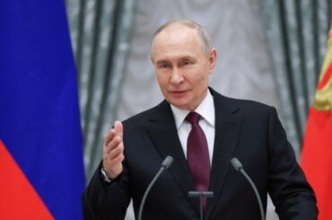プーチン氏、イラン暦新年に指導者に祝意　「ロシアは忠実な友人」 | ロイター