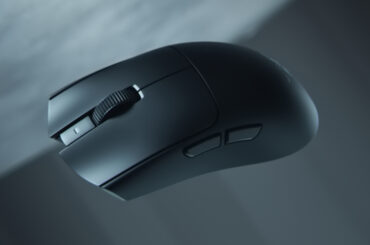 Razer、新型センサー搭載で約49gの軽量ゲーミングマウス「Viper V4 Pro」 - PC Watch