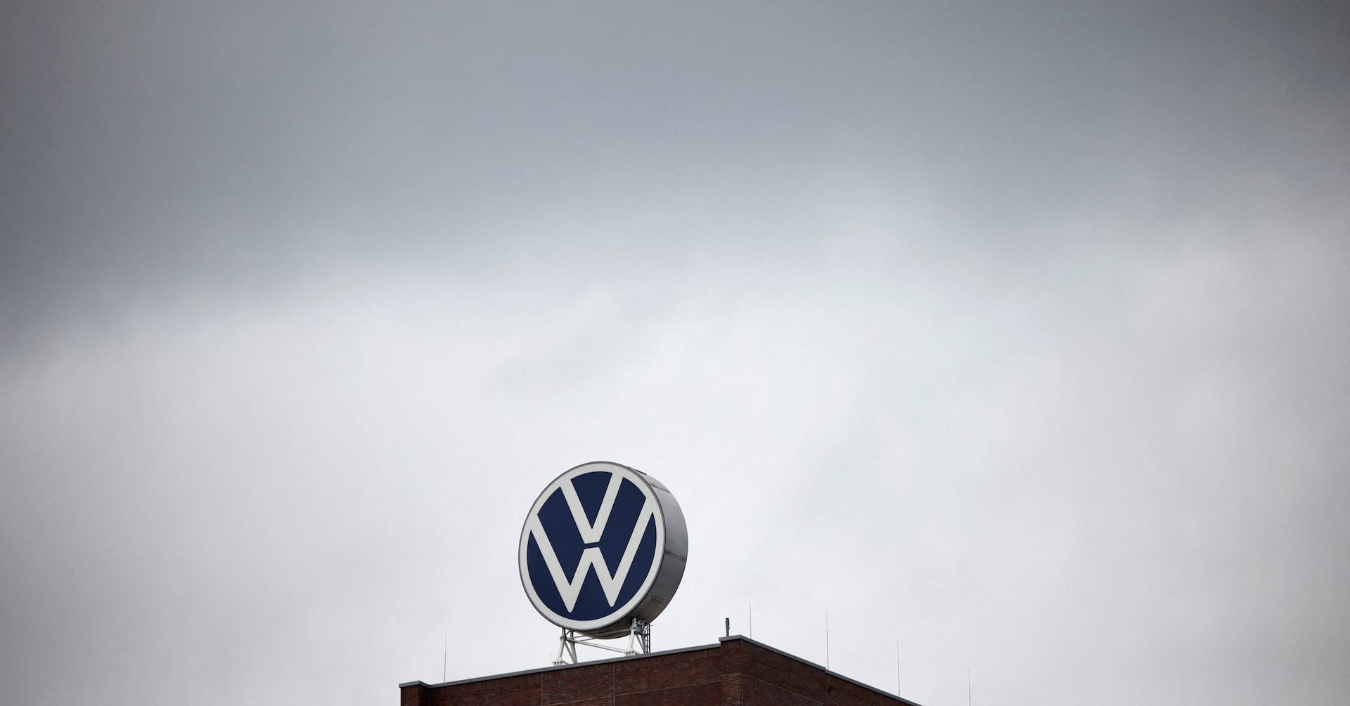 VW、独工場の防衛部品工場転換でイスラエル企業と協議=FT | ロイター VW、独工場の防衛部品工場転換でイスラエル企業と協議=FT | ロイター