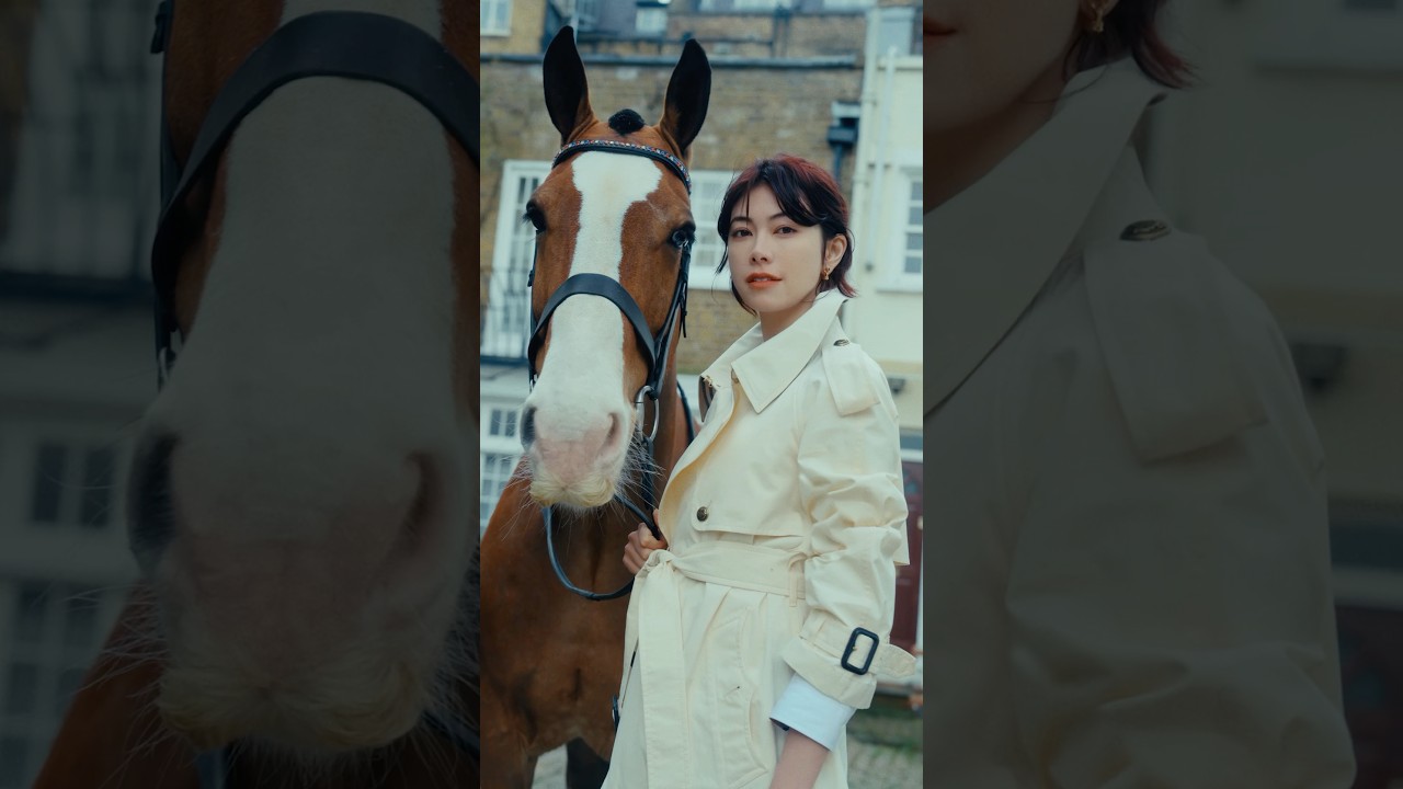 【#森星】ロンドンの街に息づく「#バーバリー」と出会う| ELLE Japan