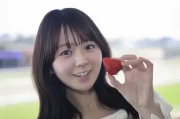 競馬中継で人気のテレ東アナ「甘くて美味しかった」　いちごを持った笑顔Sにネットくぎづけ！「可愛い」 - スポニチ Sponichi Annex 芸能