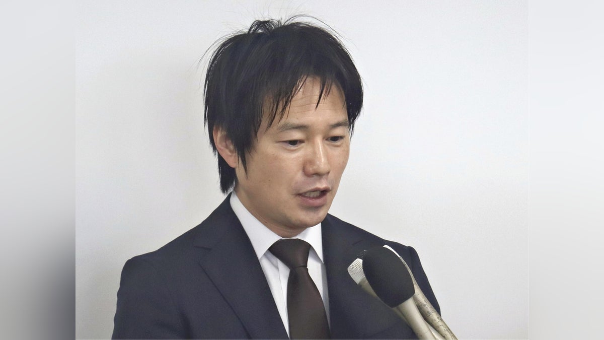 町長のパワハラ8件認定…職員との打ち合わせに夜間ウォーキング中やサウナ、襟元をつかんで町長室連れ込み – 読売新聞オンライン 町長のパワハラ8件認定…職員との打ち合わせに夜間ウォーキング中やサウナ、襟元をつかんで町長室連れ込み - 読売新聞オンライン