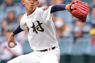 智弁学園対神村学園　神村学園先発の龍頭（撮影・上田博志）