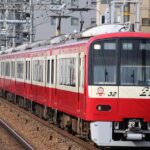 「すぐ行先が変わる」「急行表示のまま各駅…」 ダイヤ乱れ時「突然の運行変更」体験談集まる 振り回されるけど「ありがたい」の声も(1/2 ページ) | 乗りものニュース