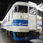 「現役唯一の国鉄形電車」も“平成の色”に復活！ “あり得ない行先表示”も仕込んだ!? 三セク社長が語った「壮大なるサプライズ」 – 乗りものニュース
