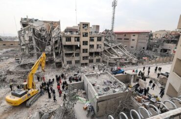 イスラエルがイランに爆弾1万発以上を投下、米は中東へ部隊を追加派遣