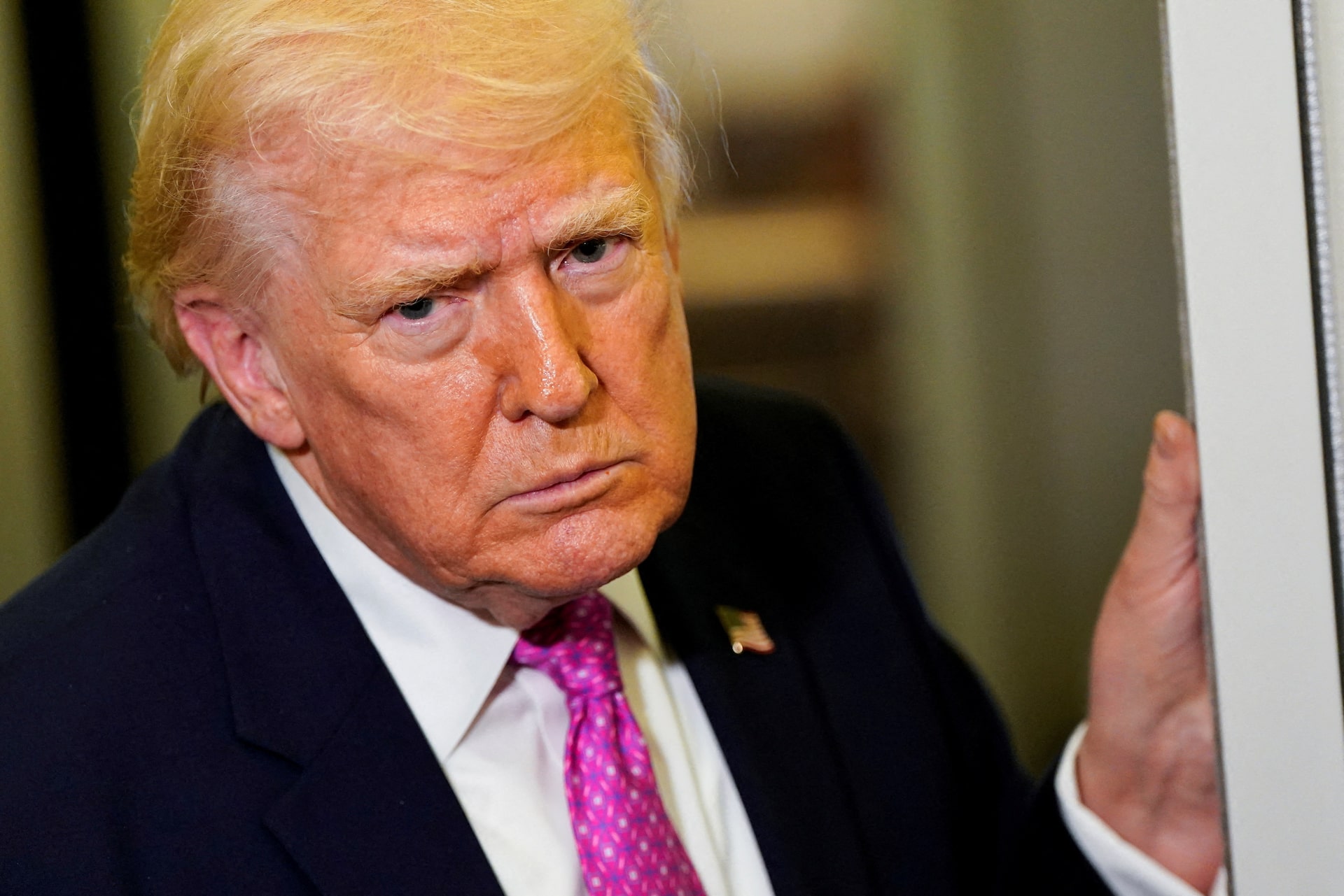 トランプ氏、ホルムズ開放なければ「カーグ島」標的と警告