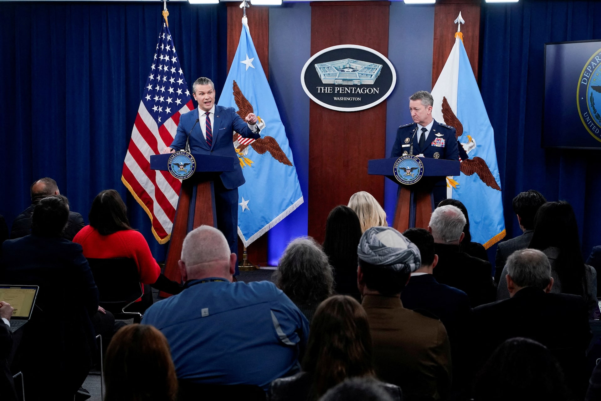 米軍トップ「イラン想定ほど手強くない」、10日に過去最大規模の攻撃へ