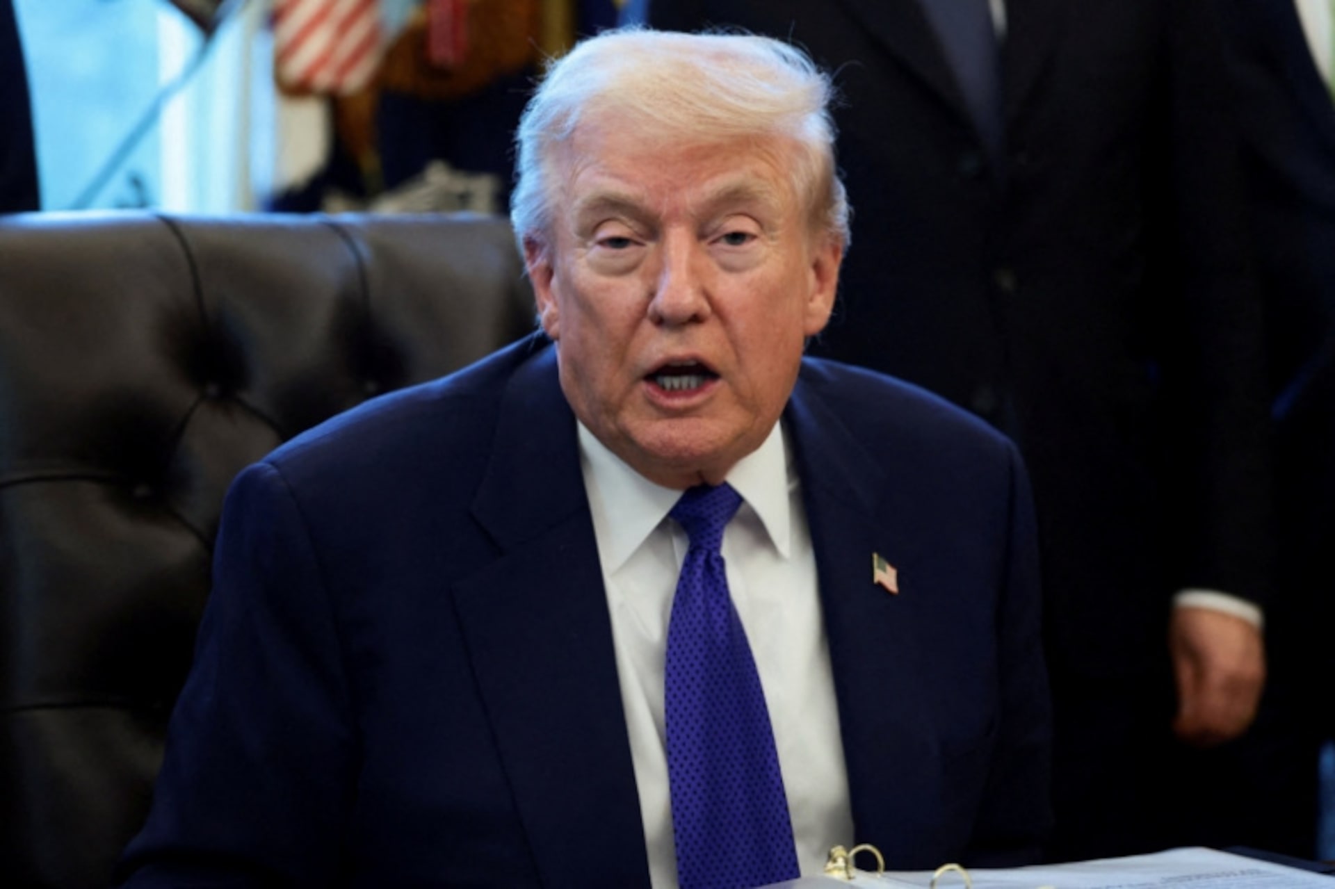 石油は米から買うかホルムズ海峡へ取りに行け、トランプ氏投稿