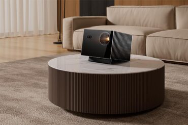 画像1: アバック、Valerionのフラッグシップ4Kプロジェクター「Vision Master Max」を国内独占販売。全国8店舗で実機の展示も開始