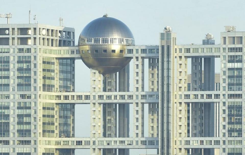 21年に離婚→都内に豪邸建設の37歳タレント「3億円です」TVで告白、真っ白リビング&寝室が宮殿感 「え~っ?!」「広~い!」スタジオ驚き – デイリースポーツ 21年に離婚→都内に豪邸建設の37歳タレント「3億円です」TVで告白、真っ白リビング&寝室が宮殿感 「え~っ?!」「広~い!」スタジオ驚き - デイリースポーツ