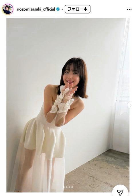 ネット降参「反則やろ」「逮捕されるぞ」佐々木希 髪切って最強ショートボブ&凄い服 衝撃が過ぎる「綺麗すぎて意味わからん」「参りました」「若返り過ぎだ」 – デイリースポーツ ネット降参「反則やろ」「逮捕されるぞ」佐々木希 髪切って最強ショートボブ&凄い服 衝撃が過ぎる「綺麗すぎて意味わからん」「参りました」「若返り過ぎだ」 - デイリースポーツ