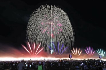 [長岡花火2026]観覧席の一般販売受付5月25日から…長岡市などが概要発表！長生橋から信濃川に降り注ぐあの花火3年ぶり復活も - 新潟日報