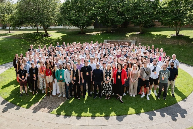 ディープマインドから分社したアイソモーフィック・ラボの社員。デミス・ハサビス氏がCEOを務める