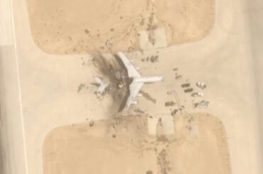 破壊された米空中管制機「E3セントリー」、新たな衛星画像で確認　機体大破、レーダードームは落下 - CNN.co.jp