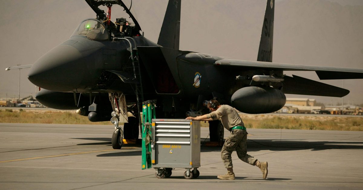 イラン、米軍２機撃墜　戦闘で初、乗員１人不明