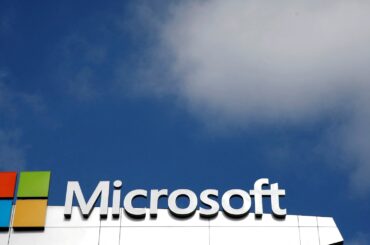 マイクロソフト、29年までに日本に1.6兆円投資　ソフトバンクなどと協力 | ロイター