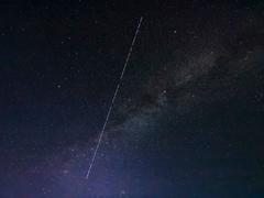 スペースXは、イーロン・マスクが構想する宇宙データセンター計画の実現に向け、人材の募集を進めている | Business Insider Japan