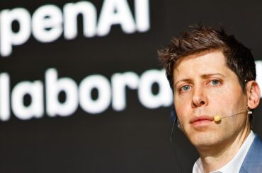 OpenAIの「上場請負人」アプリ部門CEOが突然の療養休暇入り。巨額のAIデータセンター投資に暗雲か | Business Insider Japan