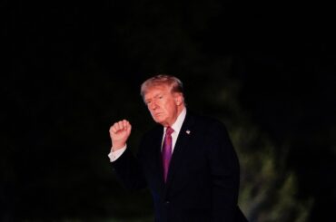 トランプ大統領支持率36％で変わらず、気質に懸念も＝世論調査 | ロイター