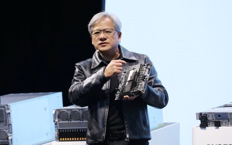 AIブームでインテル、AMD、半導体株が上昇、エヌビディアの時価総額が5兆ドルを突破：「保有すべきであり、売買すべきではない」とジム・クレイマーは語る
