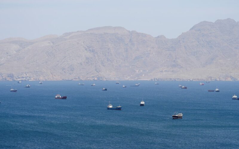 「出光丸」がホルムズ海峡を東に航行中、サウジ産の原油を積載 | ロイター