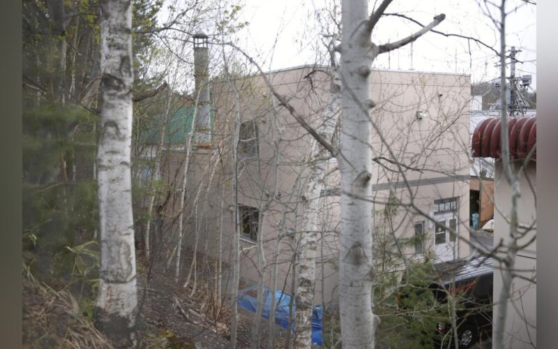 旭山動物園職員を逮捕、妻の遺体を園内の焼却炉で燃やした疑い…炉内に燃えた遺体の一部 - 読売新聞