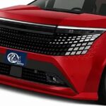 「これは“化ける”ミニバンだ」まもなく発売予定の新型エルグランド、KUHLのボディキットでミニバンの限界超え!! – モーターファン