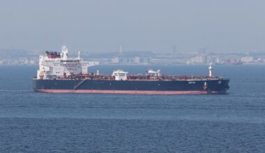 【動画】代替調達の米原油、日本到着　イラン攻撃後初、まず９１万バレル | nippon.com