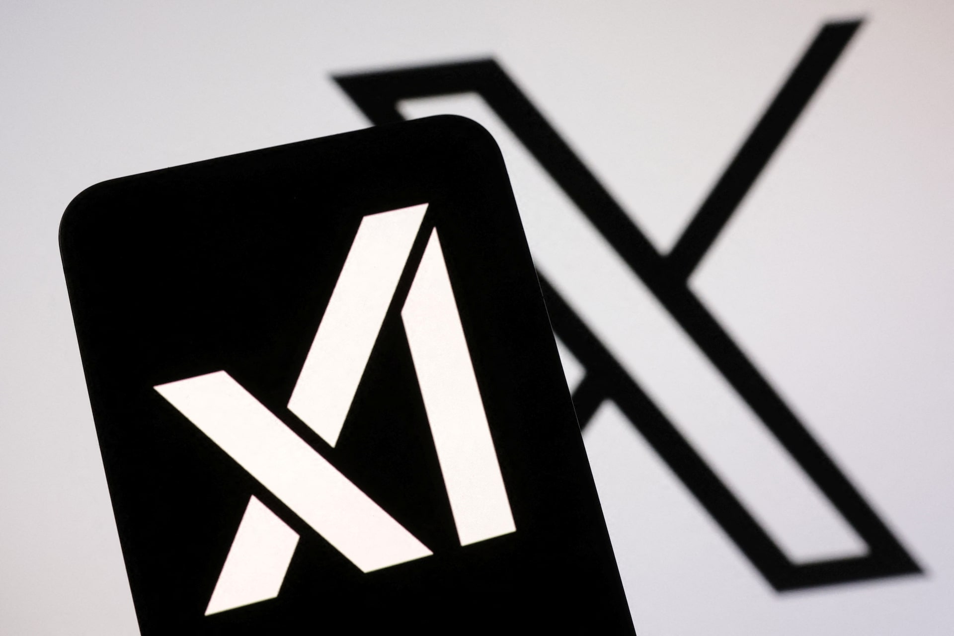 xAI、150億ドル調達へ交渉 評価額2300億ドル=WSJ
