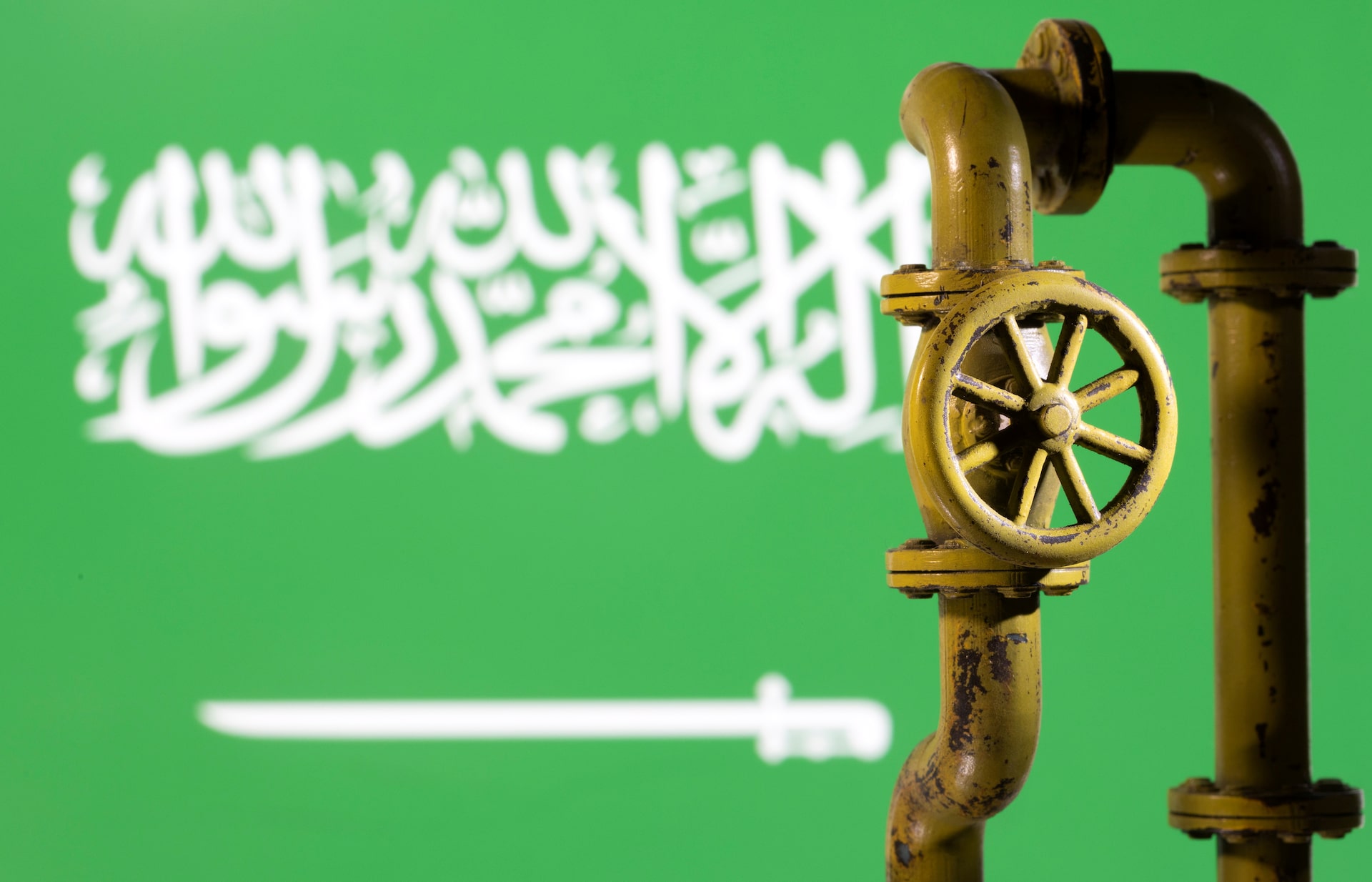 サウジの石油生産・パイプライン輸送量減少、エネ施設攻撃で