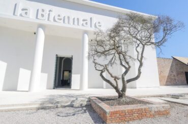 イスラエル館移転と米露の参加に抗議──ヴェネチア・ビエンナーレ参加作家73人が公開書簡 | ARTnews JAPAN（アートニュースジャパン）