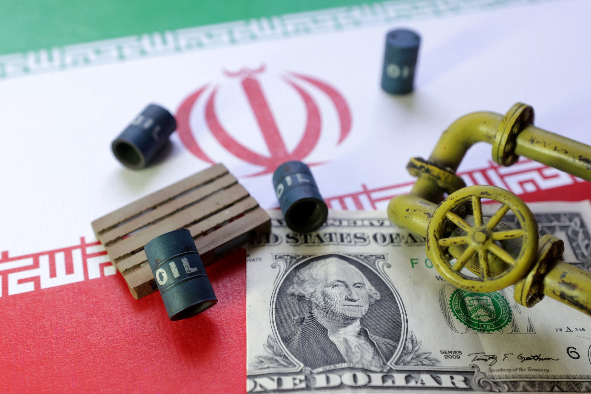 コラム:米国とイラン、2週間の停戦とドル円相場 その先の「転換点」シナリオ=尾河眞樹氏