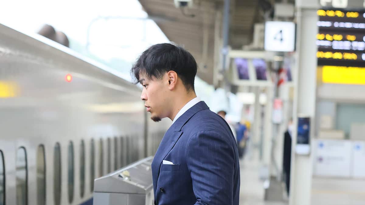 阪神・佐藤輝明「頑張ります」球場に姿見せず宿舎から直接帰阪 - サンスポ