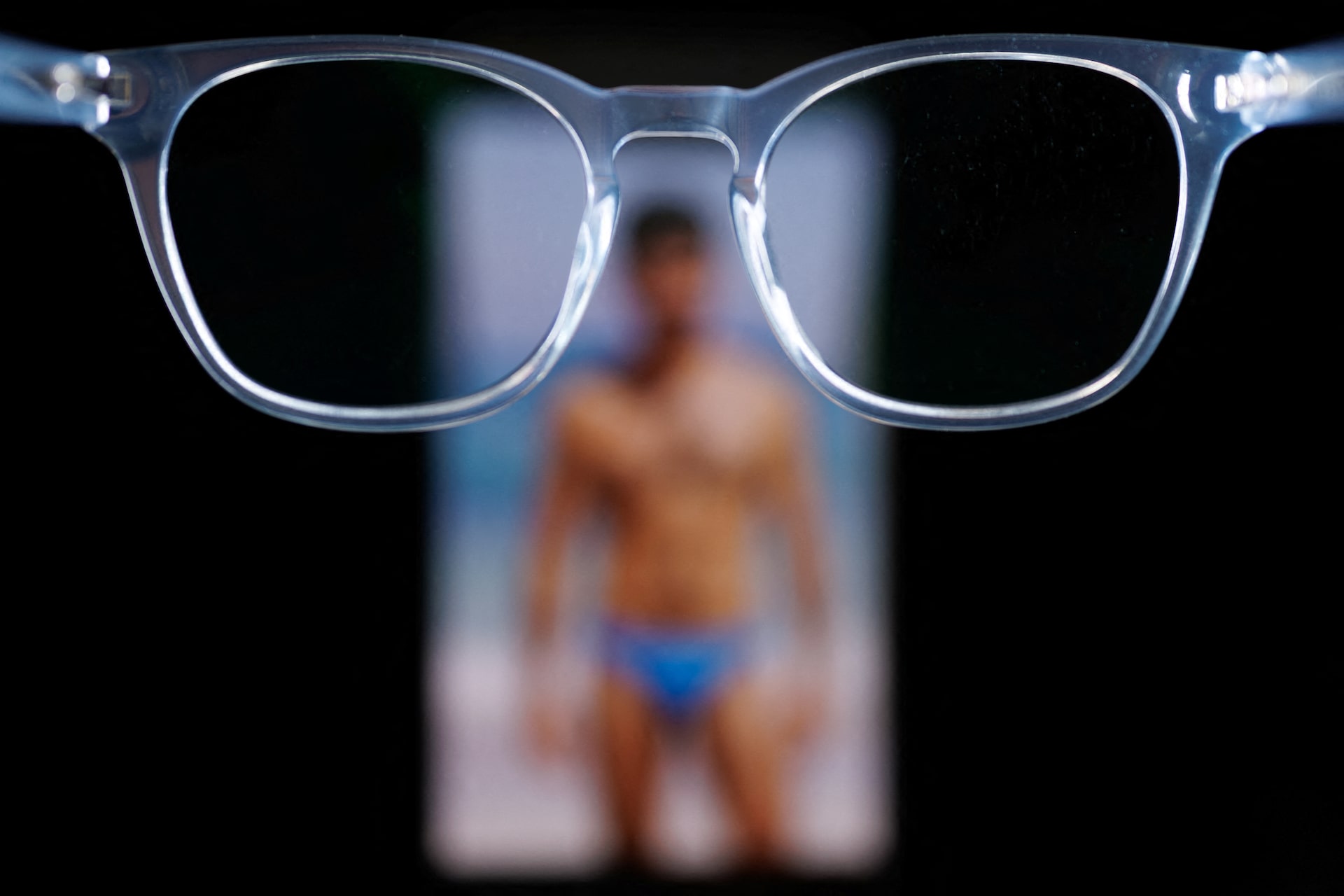 「グロック」、自主規制後も性的画像生成　管理不適切なら罰則も