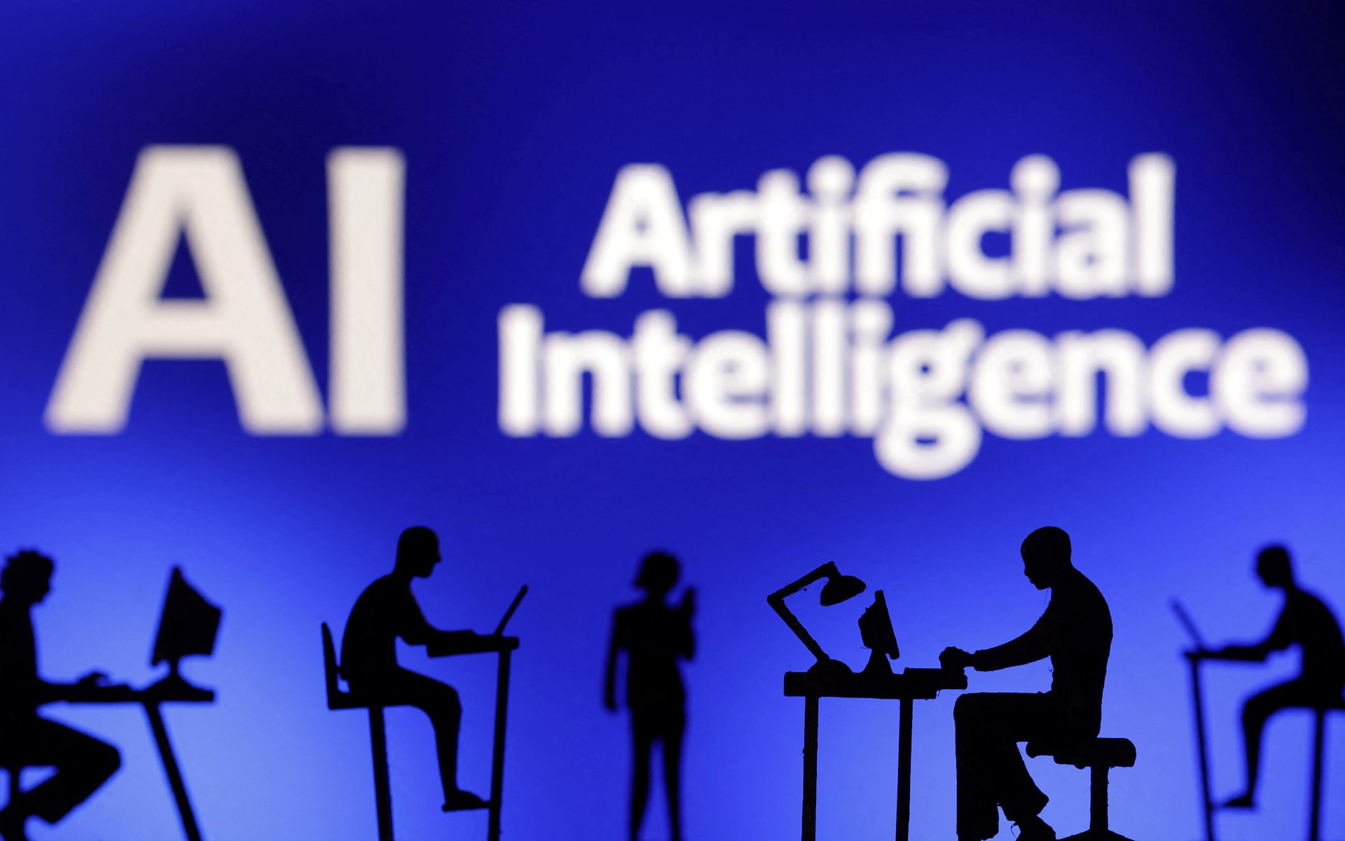 インタビュー：ＡＩ投資の最前線（下）「プロの思考」30秒でレポートに＝アイシェア代表