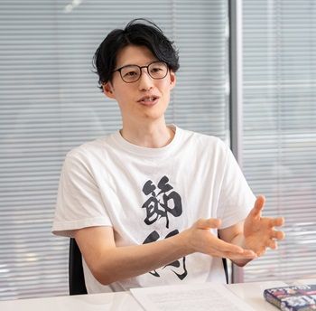 話す節約系YouTuber・くらまさん