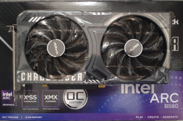 第904回　ミドルレンジのグラフィックボードで生成AI入門［Intel編］ | gihyo.jp