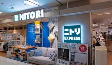 「12時間後も氷がゴロゴロ残ってる」ニトリの“ハンドルつき水筒”が大好評　「アウトドアメーカーと遜色なし」「家族全員お揃いにしたい」 | ライフ ねとらぼリサーチ - ねとらぼ