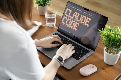 マーケターこそClaude Codeを使い倒すべき理由とは(画像/Alina/stock.adobe.com)