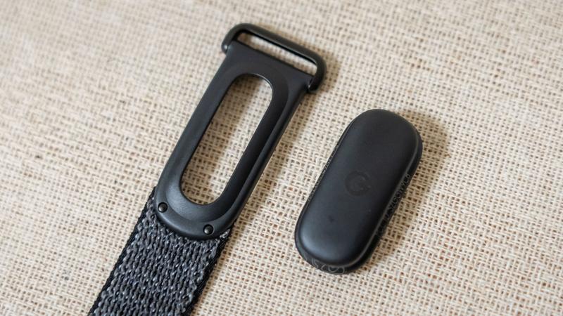 バンドの取り付け部と本体