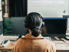 急速に進化するAIは問題も引き起こす…企業は導入とリスクのバランスを見極め始めている | Business Insider Japan